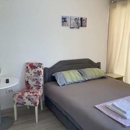 Budva, Jaz, Apartmani Dif Екстер'єр фото