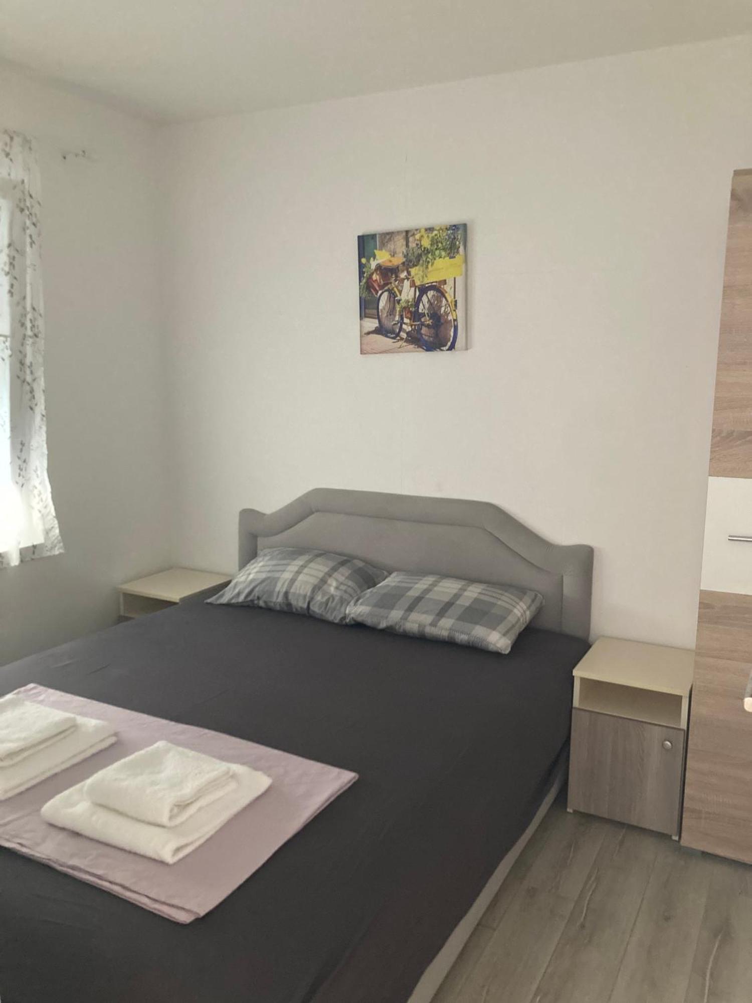 Budva, Jaz, Apartmani Dif Екстер'єр фото