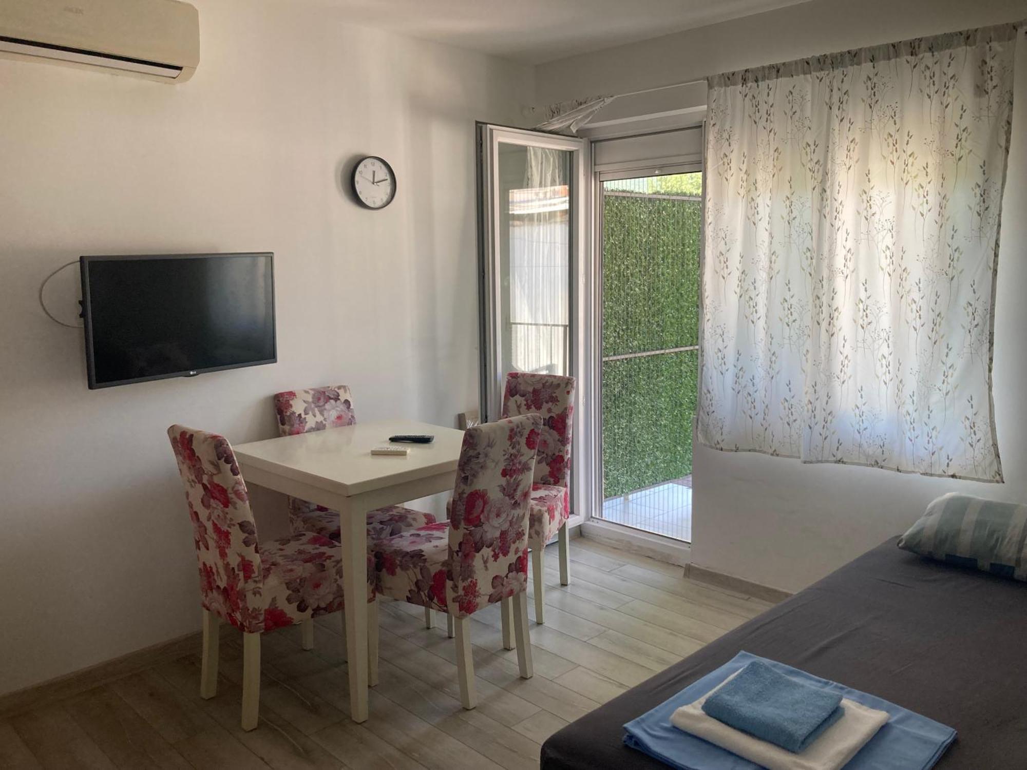 Budva, Jaz, Apartmani Dif Екстер'єр фото