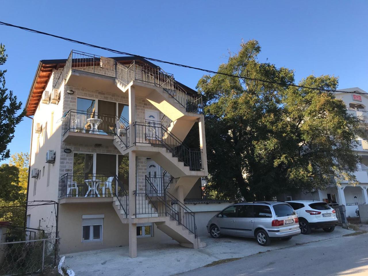 Budva, Jaz, Apartmani Dif Екстер'єр фото